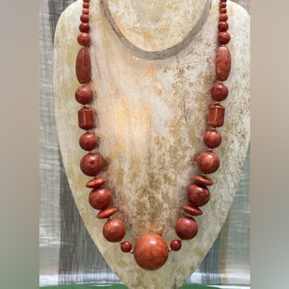 Lee Sands vintage chunky red sponge coral beaded necklace coastal boho statement
